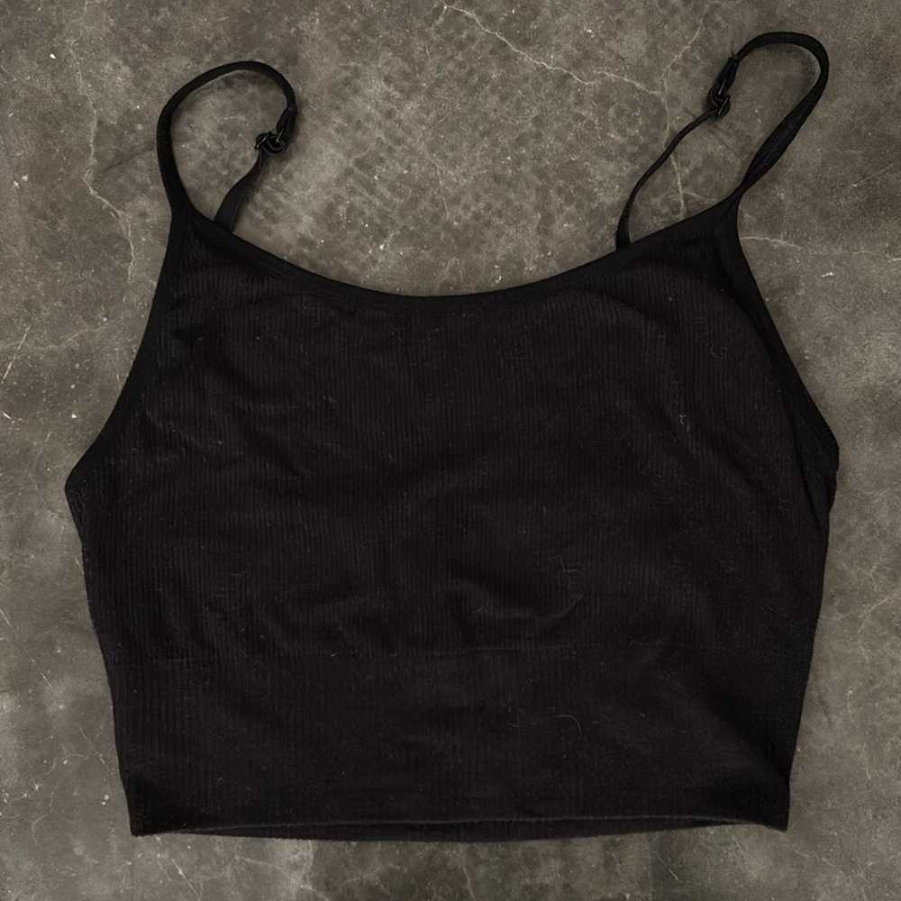 NWT - Old Navy Longline Ribbed Sports Bra - Black